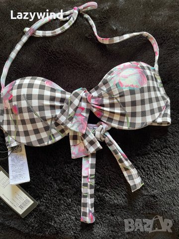 Оригинално горнище на бански Guess, снимка 8 - Бански костюми - 40686549
