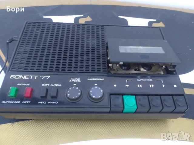 SONETT 77  RFT Касетофон, снимка 5 - Радиокасетофони, транзистори - 32328311