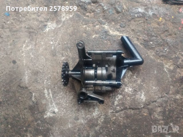 Маслена помпа за Мерцедес w220 s320cdi, снимка 3 - Части - 35417633