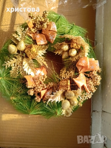Коледен венец, снимка 3 - Декорация за дома - 52177981
