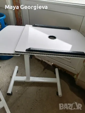 Мобилни маси за лаптоп 2бр, снимка 2 - Бюра - 48464573