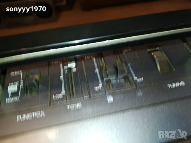 hitachi с една сваляща се колона 1602231950, снимка 9 - Радиокасетофони, транзистори - 39690773