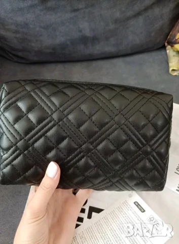LOVE MOSCHINO Несесер Черен , снимка 7 - Чанти - 50176854