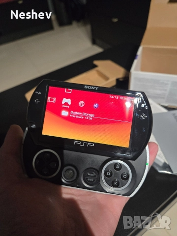 PSP GO с кутия като ново!, снимка 6 - PlayStation конзоли - 52793064