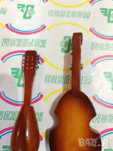 Миниатюрни дървени музикални инструменти, снимка 6 - Антикварни и старинни предмети - 53358630