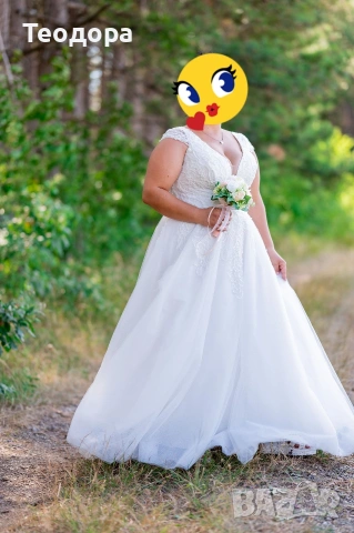 СВАТБЕНА РОКЛЯ, снимка 2 - Сватбени рокли - 53401758