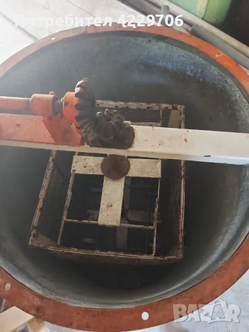 Центрофуга за мед, снимка 2 - За пчели - 47190484