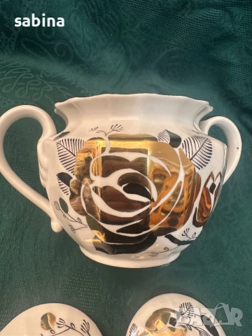 Чайник, захарница, латиера от сервиз за чай Златна роза, Вернилки, снимка 8 - Сервизи - 52182291