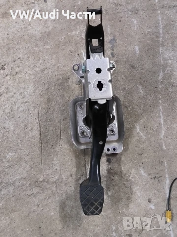 Педал спирачка за Голф 5 Пасат Туран Джета VW Golf 5 Passat Touran Jetta Caddy 1K1721057N