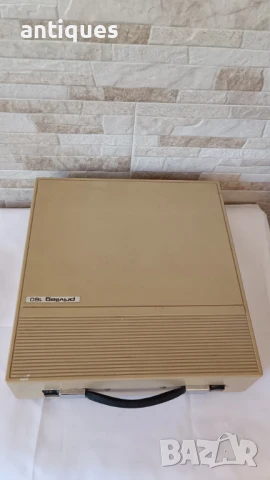 Стара пишеща машина Privileg 160 - Made in Germany, снимка 9 - Антикварни и старинни предмети - 50970535