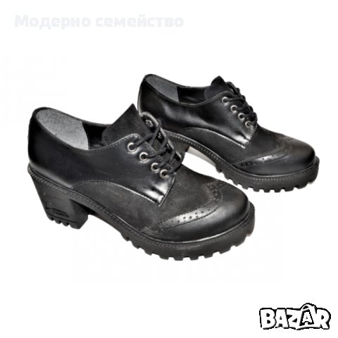 Дамски ежедневни обувки в черно с връзки, снимка 1 - Дамски ежедневни обувки - 43985896