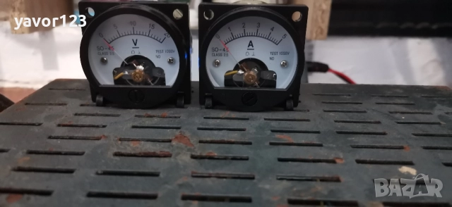 Истинско реставрирано Респром българско зарядно за 12V 3.5A акумулатори, снимка 2 - Аксесоари и консумативи - 51757300