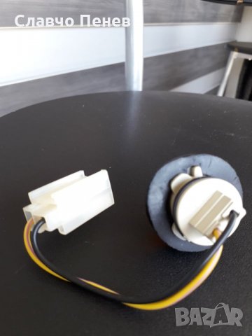 Мигач в калник Нисан Съни 86-91г, снимка 2 - Части - 28470210