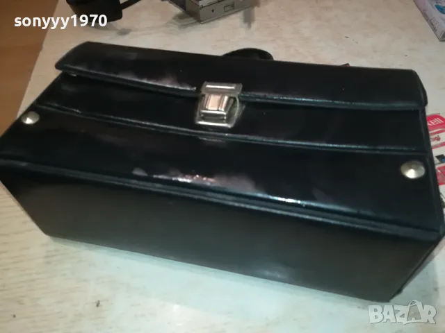 ОРИГИНАЛНА КОЖЕНА ЧАНТА ЗА 10 АУДИОКАСЕТИ 2404251025, снимка 5 - Аудио касети - 50016844