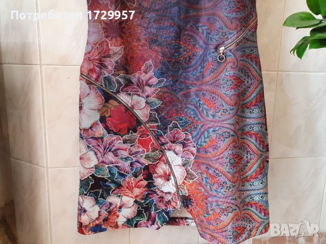 Рокля по тялото DESIGUAL- Tormenta- НОВА-Номер-М, снимка 10 - Рокли - 38134044