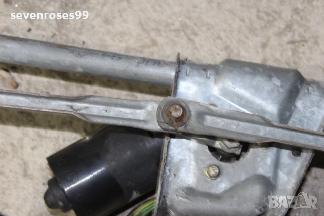 Мотор предни чистачки Фолксваген Голф 3 комби 1.9 tdi 90hp VW Golf 3 с механизъм  390241109  1H19551, снимка 4 - Части - 50854935