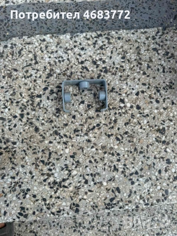 Скоба за захващане на буфера на Ауди Audi A8 D4 H4 само за 30лв. 4h0806133c