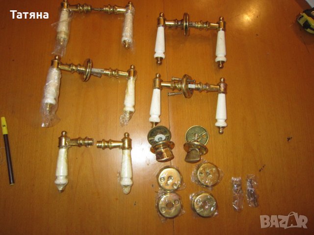 месингови  дръжки за врати  с опция заключване,СВЕЩНИЦИ И АПЛИК  ОТ МАСИВЕН МЕСИНГ, снимка 8 - Интериорни врати - 28891455