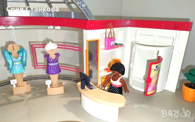 Playmobil 5485 - Двуетажен Мол/Магазин, снимка 10 - Образователни игри - 43182914