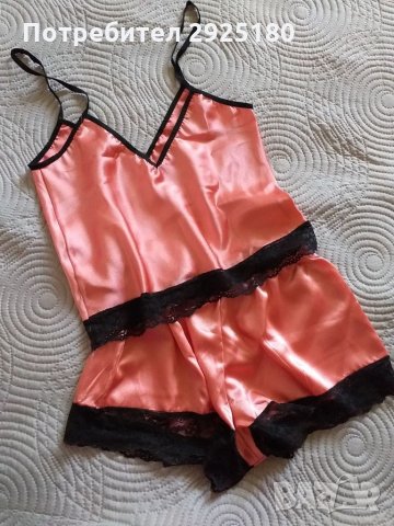 Сатенена дамска пижама с дантела S / M, снимка 3 - Пижами - 32908473