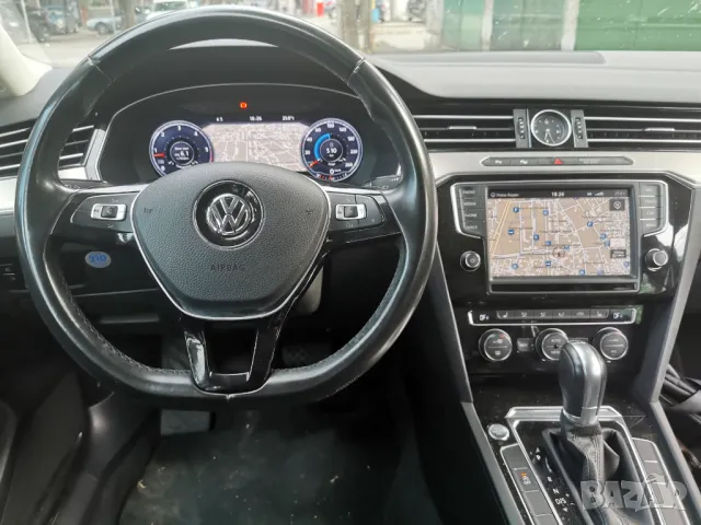 VW Passat, снимка 4 - Автомобили и джипове - 50281878