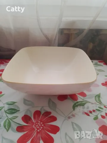 Пластмасови купички, снимка 5 - Чинии - 49589096