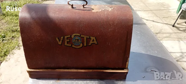  Машина са шиене VESTA, снимка 2 - Шевни машини - 49598581