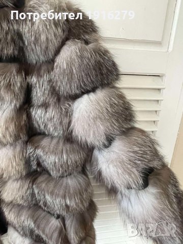 Продавам кожено палто от сребърна лисица , снимка 2 - Палта, манта - 43078025