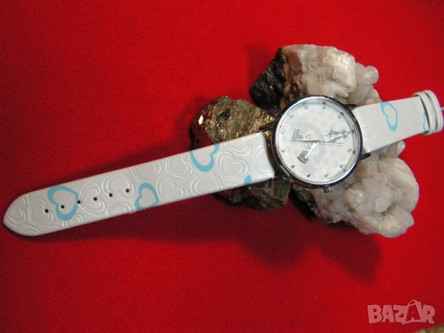 Часовник DIESEL TIME с любовна скала., снимка 3 - Дамски - 38988851