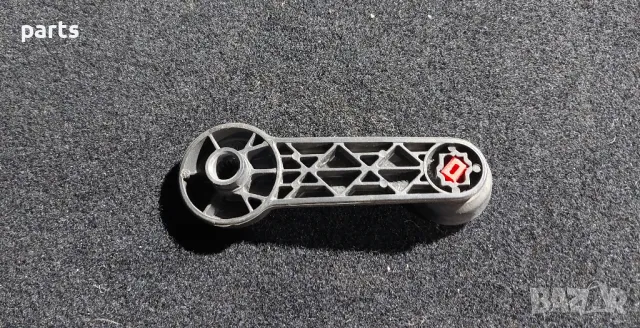 Задна Дясна Дръжка Стъкло Форд Фокус Мк1 (3)
- 95VBV23342, снимка 3 - Части - 50439204