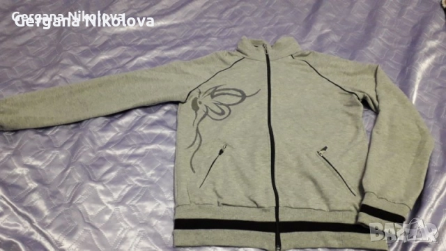 Дамски блузи,яке и дънки, снимка 5 - Блузи с дълъг ръкав и пуловери - 18953452