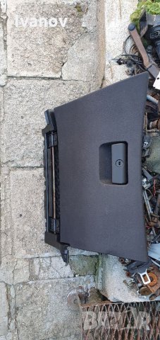 Жабка за бмв е46 bmw e46 glovebox