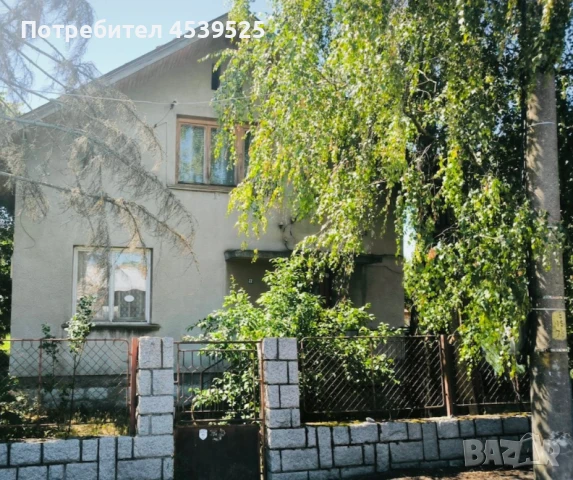 Двуетажна къща , снимка 1