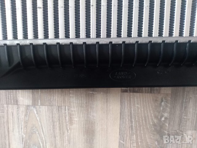 Оригинален интеркулер за Land Rover Discovery 4 и Range Rover Sport L320 3.0 TDV6 SDV6 - НОВ, снимка 3 - Части - 27661049