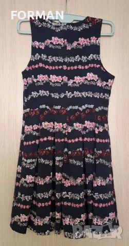 РАЗКОШНА тъмносиня кукленска рокля на розови цветчета, снимка 9 - Рокли - 49820018