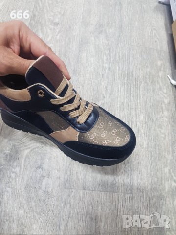 Обувки, снимка 2 - Дамски ежедневни обувки - 42995636