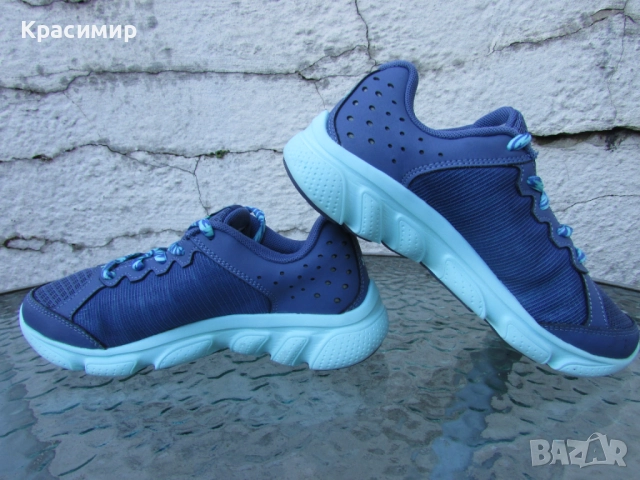 Детски маратонки Under Armour Assert 6, снимка 6 - Детски маратонки - 52543390