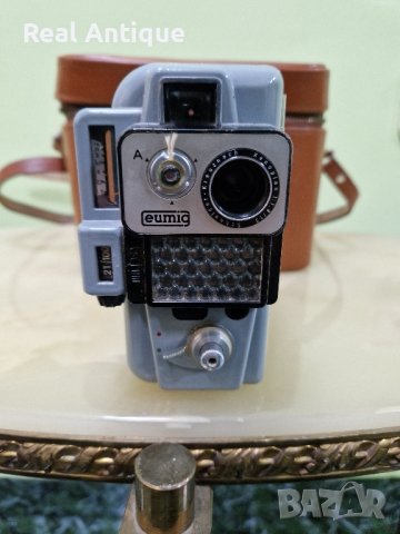 Рядка антикварна австрийска колекционерска камера Eumig 