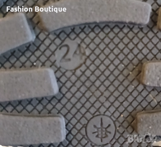 Детски зимни обувки за момче- 24 номер , и пантофи да градина- 23 номер  Цена за двете- 14лв Без заб, снимка 10 - Бебешки боти и ботуши - 51895885