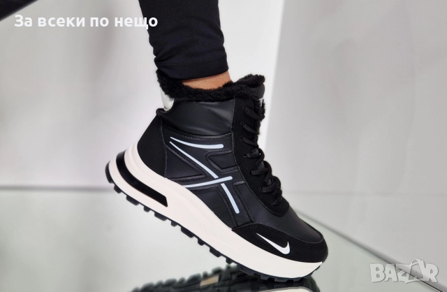 Nike Дамски Черни Боти С Бяла Подметка Найк Код P1407, снимка 5 - Дамски боти - 52178653