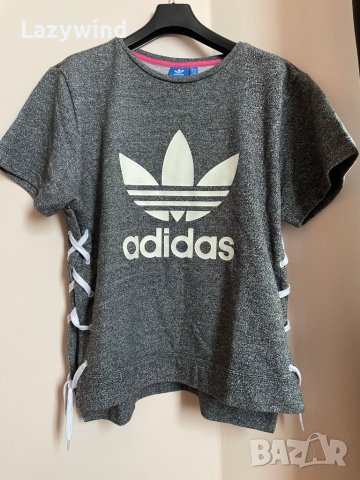 Топ Adidas Originals, снимка 1 - Тениски - 39475996