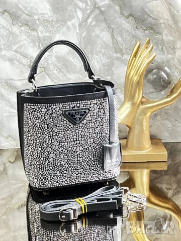чанти с камъни prada , снимка 7 - Чанти - 50672077