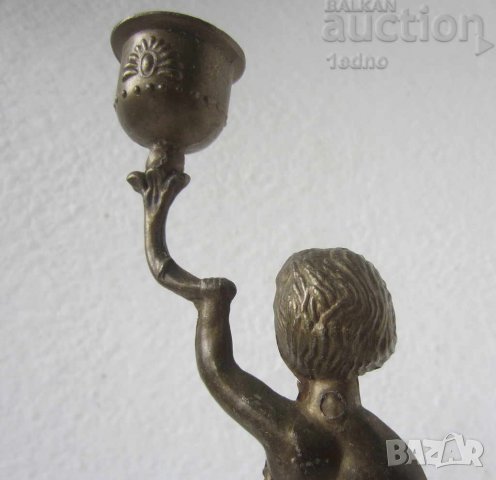 десен свещник стар метален 24 см с момче фигура антика, снимка 3 - Антикварни и старинни предмети - 28874507