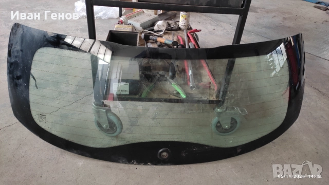 Задно стъкло "Рено-Зое", снимка 2 - Части - 52342002