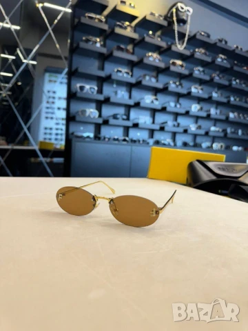 очила с черен обикновен калъф fendi , снимка 4 - Слънчеви и диоптрични очила - 51222199