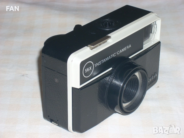 Стар колекционерски фотоапарат Кодак Kodak 56X INSTAMATIC CAMERA от 70-те години на 20-ти век, снимка 6 - Антикварни и старинни предмети - 51785334