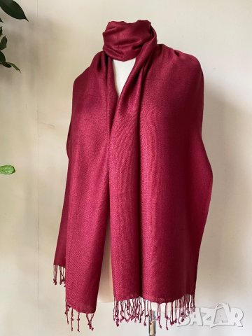 Тъмночервен шал/ шал в цвят вишна