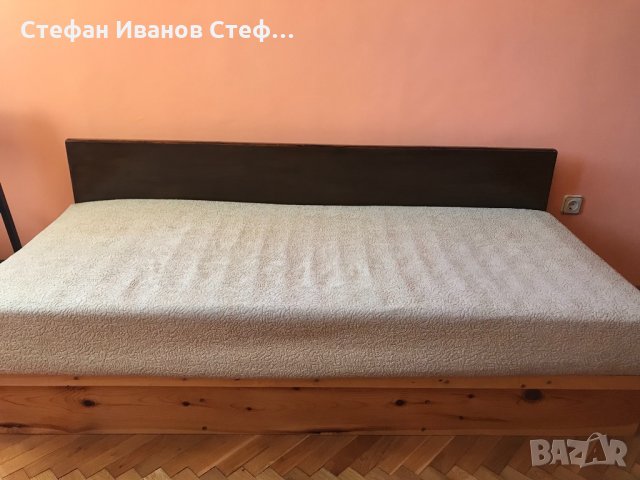 Единично легло с механизъм