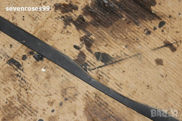 Лайсна багажник Фолксваген Голф 3 комби 1998 VW Golf 3, снимка 3 - Части - 53489489