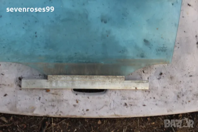 Стъкло предно ляво Мерцедес Екласа S210 MB Eclass комби2000, снимка 2 - Части - 48581015